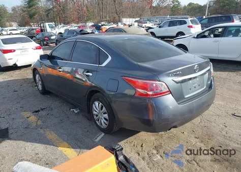 2013 Nissan Altima 2.5 S из США, поврежденный, VIN 1N4AL3AP7DC243601